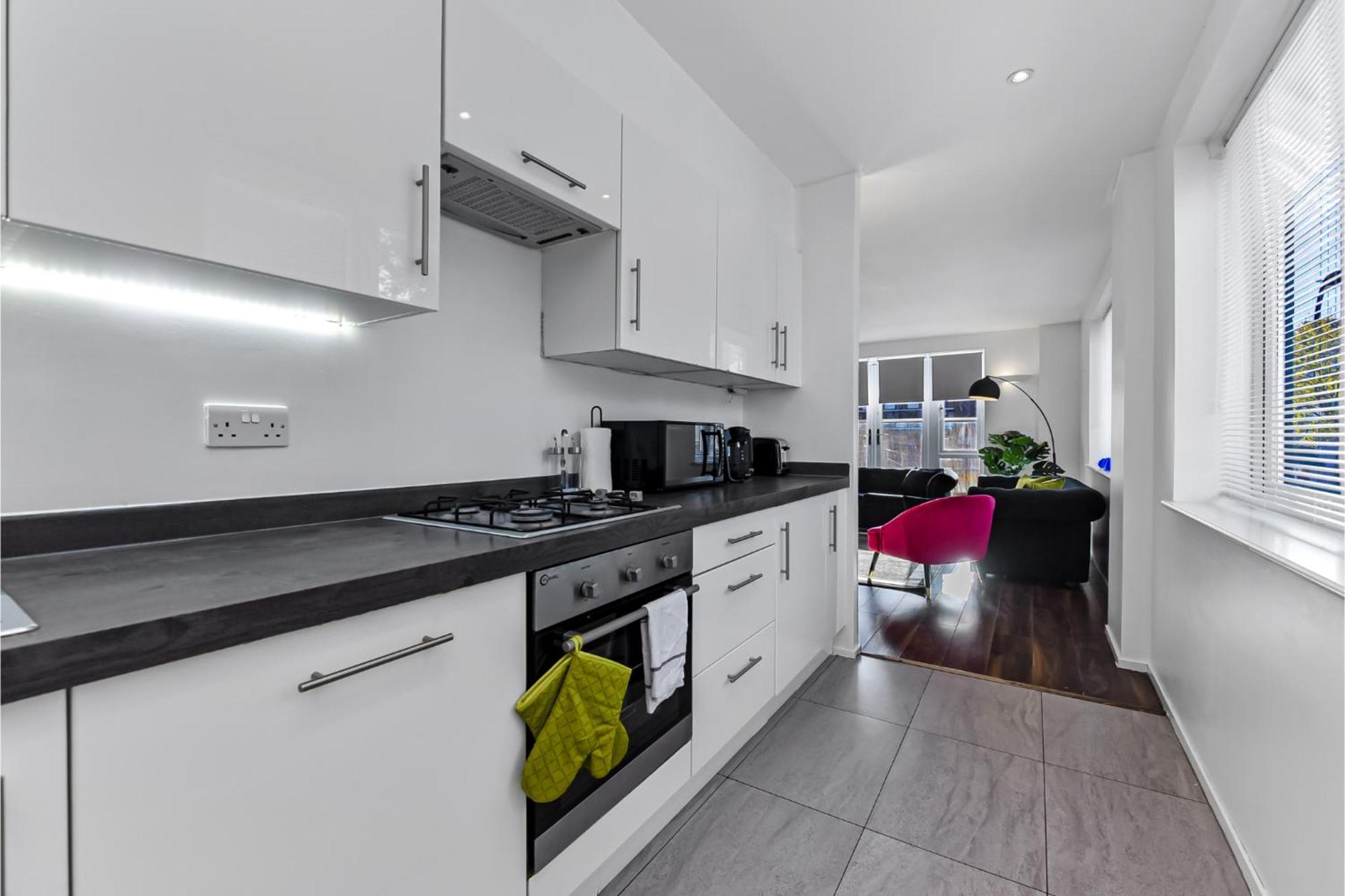 Charming And Modern 2 Bedroom Flat London Luaran gambar