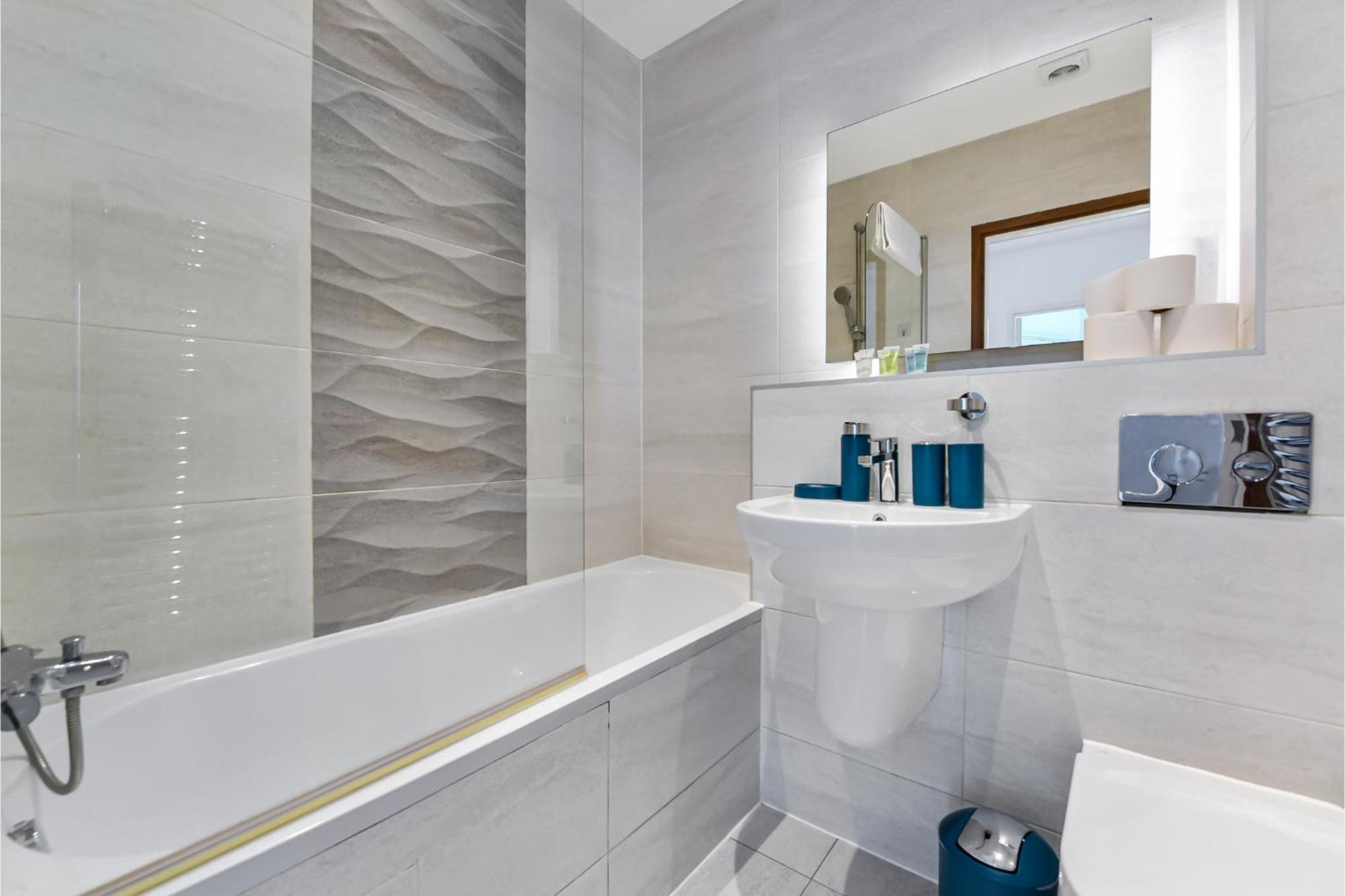Charming And Modern 2 Bedroom Flat London Luaran gambar